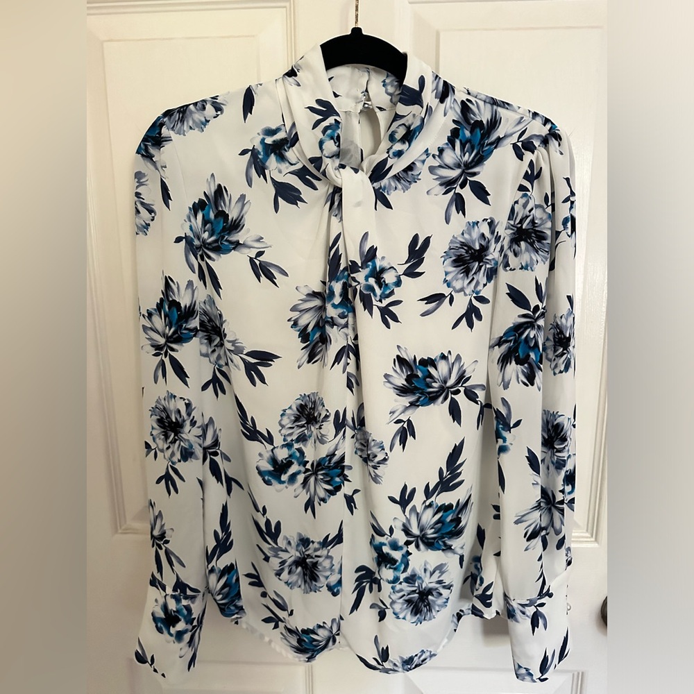 White House Black Market Blouse